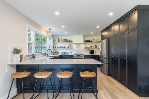 44550 Vedder Mountain Rd, Chilliwack, BC, V2R4C4 | Card Image