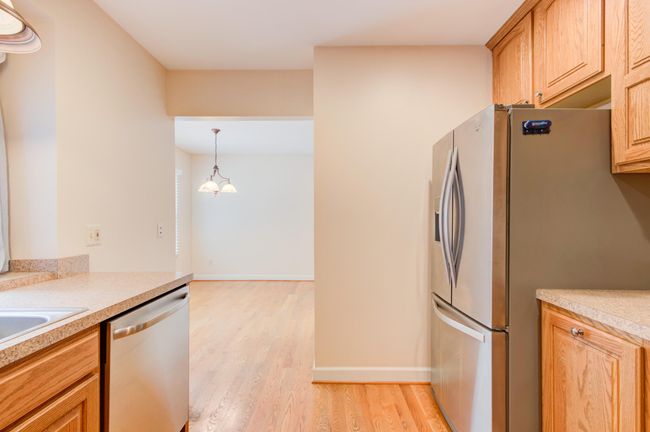 801 Sherman Dr, Condo with 2 bedrooms, 3 bathrooms and null parking in Royal Oak MI | Image 20