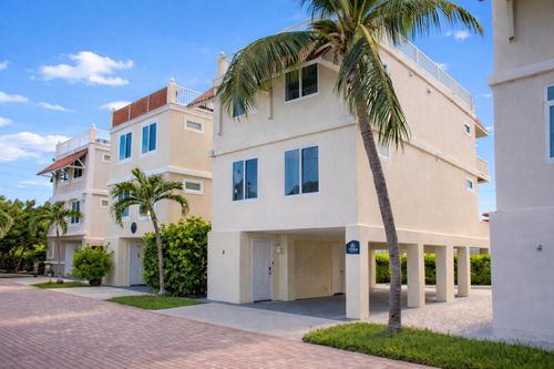 villa-3-12400 Overseas Highway, Marathon, FL, 33050 | Card Image
