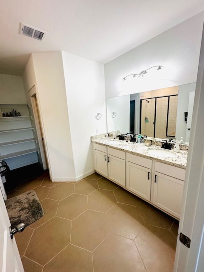 2376 Sawdust Dr, House other with 4 bedrooms, 3 bathrooms and 4 parking in Georgetown TX | Image 10