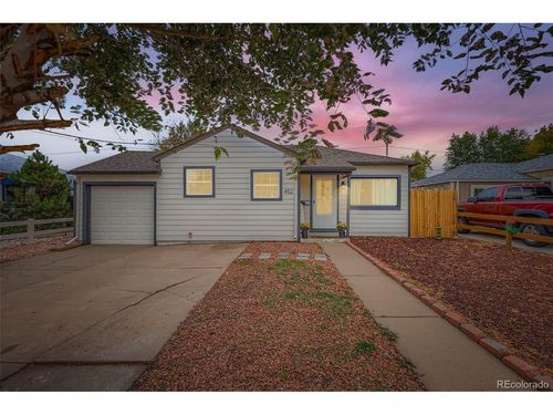452 Perry St, Denver, CO, 80204-4716 | Card Image