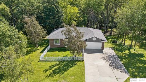 54971 Emerald Ln, Glenwood, IA, 51534-5382 | Card Image