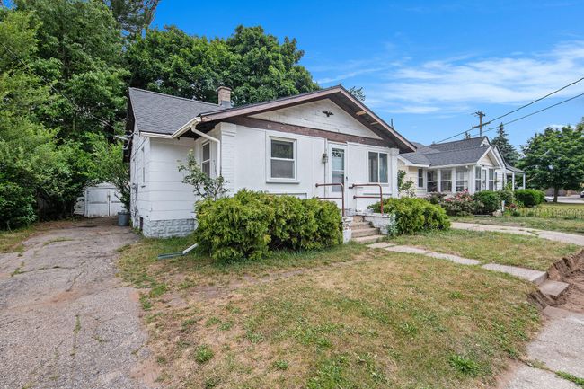 1137 Merrifield St Se, House other with 2 bedrooms, 2 bathrooms and null parking in Grand Rapids MI | Image 14