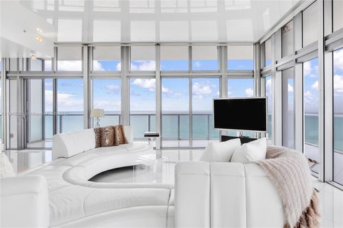 unit-1-3737 Collins Ave, Miami Beach, FL, 33140-4089 | Card Image