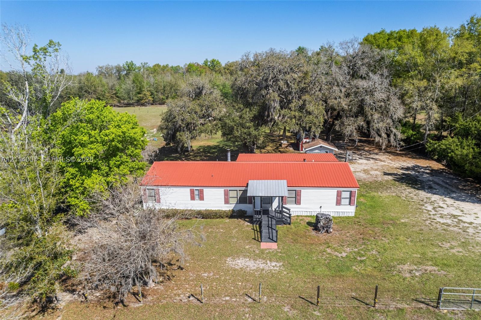 Residential in Other City - In The State Of Florida 3