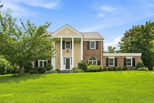 1 Shore Park Rd, Great Neck, NY, 11023-2017 | Card Image