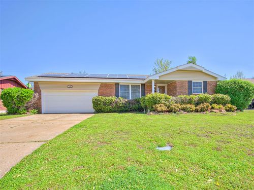 2104 Clary Drive, Midwest City, OK, 73110 | Card Image