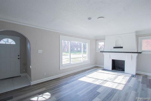 17182 Murray Hill St, Detroit, MI, 48235-3526 | Card Image