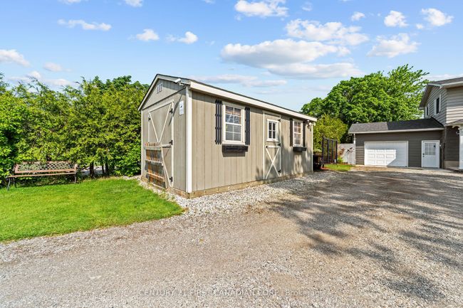 13972 Elginfield Rd, House other with 3 bedrooms, 2 bathrooms and 8 parking in Lucan ON | Image 4