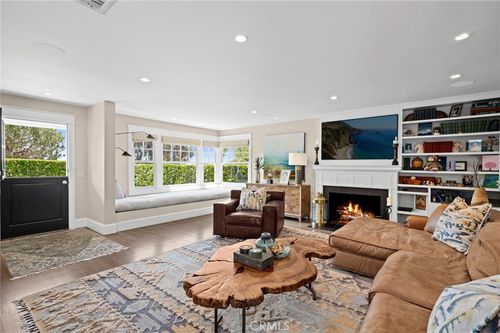 620 Brooks St, Laguna Beach, CA, 92651-2937 | Card Image