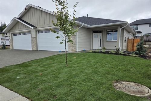 3-343 Arizona Dr, Campbell River, BC, V9H0C6 | Card Image