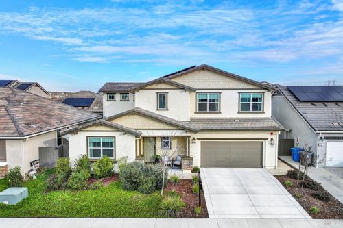 612 Periwinkle Dr, Vacaville, CA, 95687-7676 | Card Image