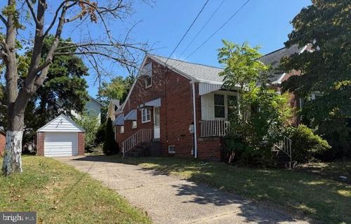 4782 Lafayette Ave, PENNSAUKEN, NJ, 08109-1617 | Card Image