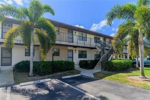5245 Treetops Dr, NAPLES, FL, 34113 | Card Image