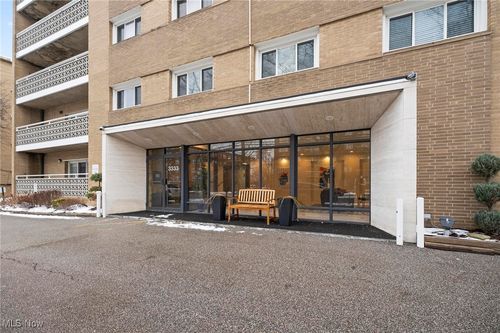 apt-214-3333 Warrensville Center Rd, Shaker Heights, OH, 44122-3726 | Card Image