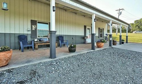 330730 E 860 Rd, Wellston, OK, 74881-8867 | Card Image