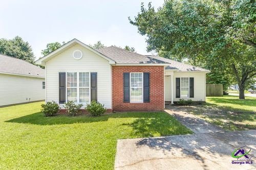 202 Norman Ln, Warner Robins, GA, 31093-1374 | Card Image