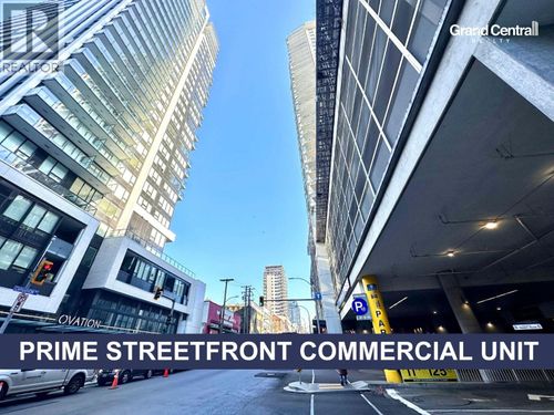 815 Carnarvon St, New Westminster, BC, V3M0N6 | Card Image