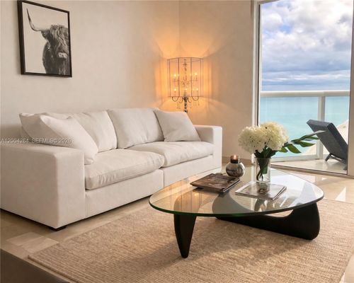 3204-6365 Collins Ave, Miami Beach, FL, 33141-9614 | Card Image