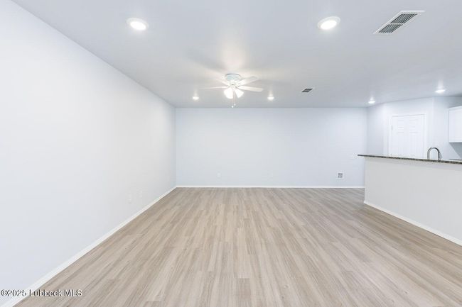 5511 Jarvis St, Home with 6 bedrooms, 4 bathrooms and null parking in Lubbock TX | Image 7