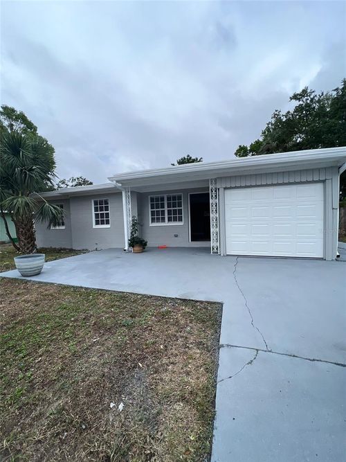 618 Colfax Dr, DAYTONA BEACH, FL, 32114-1717 | Card Image