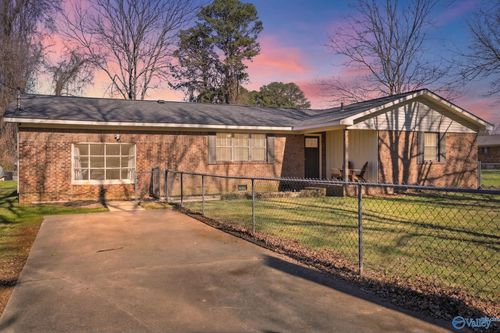 1002 Rose Rd, Albertville, AL, 35951-3440 | Card Image