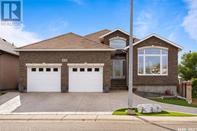 8179 Wascana Gardens Dr, House other with 4 bedrooms, 4 bathrooms and null parking in Regina SK | Image 1