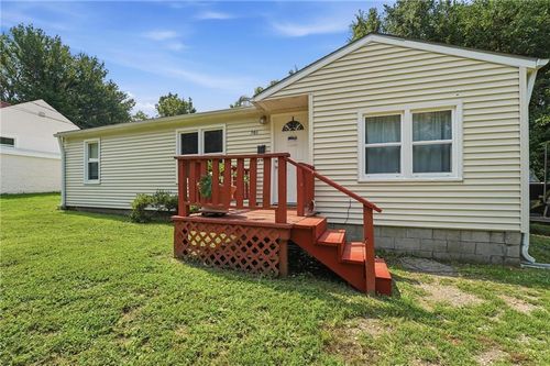 701 Hickory St, Richmond, MO, 64085-2113 | Card Image