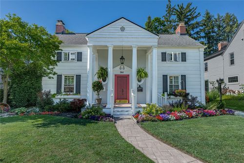 360 East Dr, Oakwood, OH, 45419-1749 | Card Image