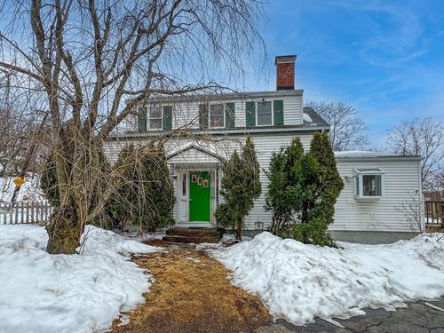 111 Mason St, Salem, MA, 01970-2217 | Card Image