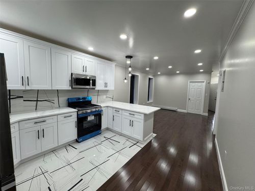 149-44 20th Ave, Whitestone, NY, 11357-3131 | Card Image