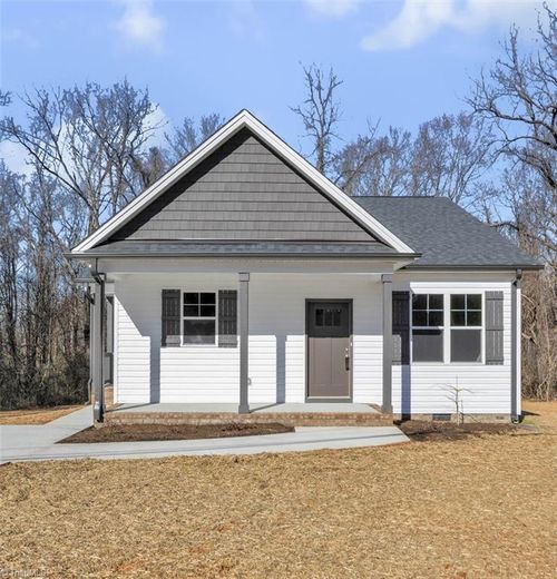 5516 Cedarbrook Rd, Jonesville, NC, 28642-9586 | Card Image