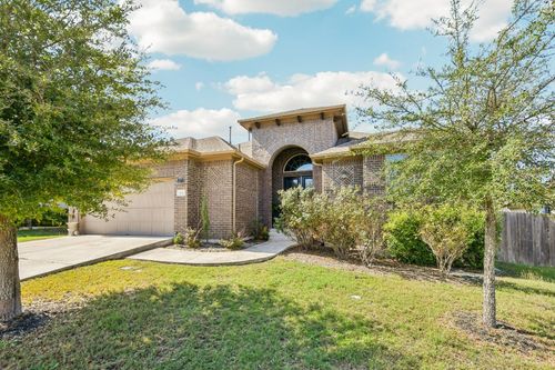 124 S Sage Holw, Dripping Springs, TX, 78620-2024 | Card Image