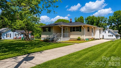 508 South Ave Sw, Valdese, NC, 28690-3142 | Card Image