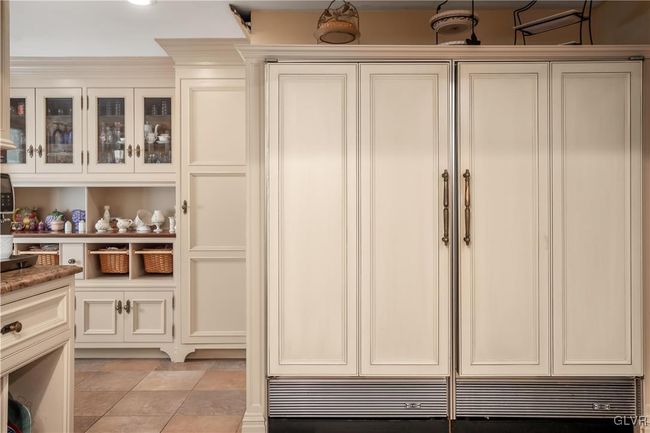 Double SubZero refrigerator | Image 13