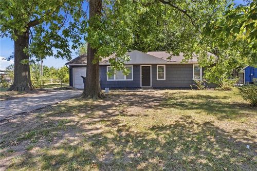 11101 Winchester Ave, Kansas City, MO, 64134-3309 | Card Image