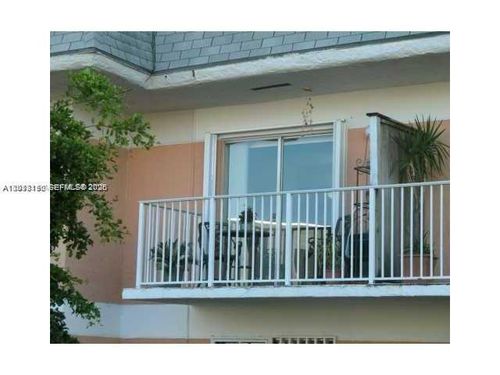207-260 Nw 107th Ave, Miami, FL, 33172-3843 | Card Image