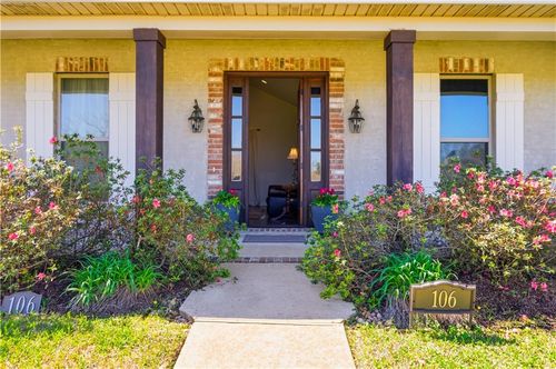 106 Saint Abigail Ln, Woodworth, LA, 71485-4703 | Card Image