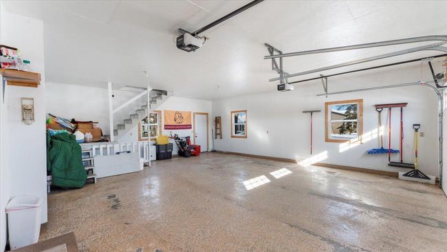 Attached garage | Image 62