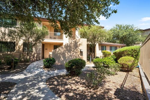 2032-3330 S Gilbert Rd, Chandler, AZ, 85286-2302 | Card Image