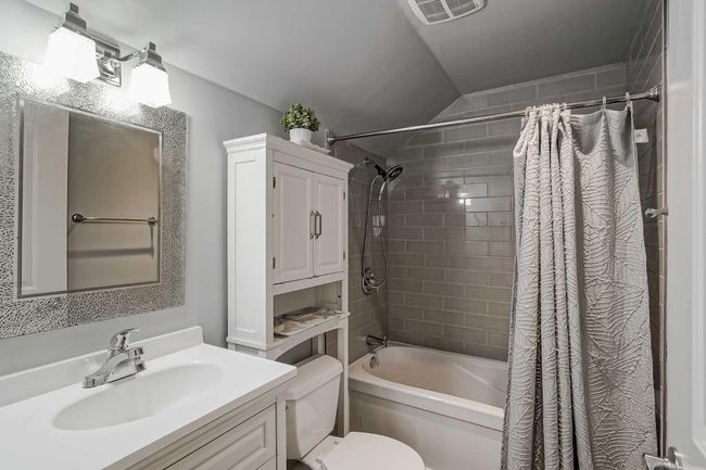 102 Marquis Grove Se, House other with 4 bedrooms, 4 bathrooms and 4 parking in Calgary AB | Image 31
