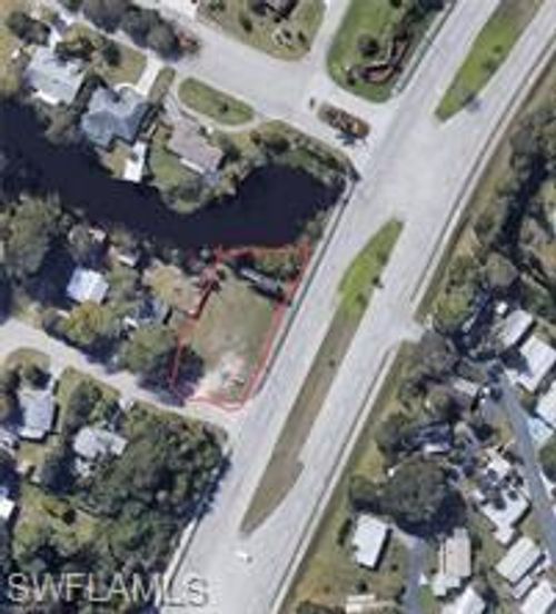 2271 Flamingo Dr, NORTH FORT MYERS, FL, 33917-3144 | Card Image