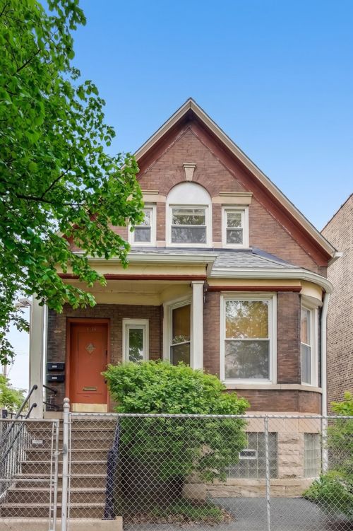 1017 N Richmond Street, Chicago, IL, 60622 | Card Image