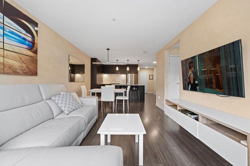312-1679 Lloyd Ave, North Vancouver, BC, V7P0A9 | Card Image