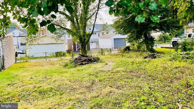 21 N Chestnut St, Home with 4 bedrooms, 2 bathrooms and null parking in Mount Carmel PA | Image 28