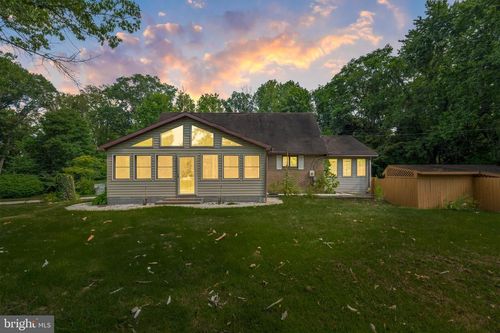 258 Merrimack Dr, FALLING WATERS, WV, 25419-4743 | Card Image