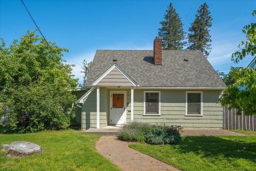 3528 W Glass Ave, Spokane, WA, 99205-2131 | Card Image