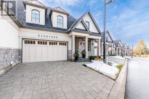 18-190 Canboro Road, Pelham (Fonthill), ON, L0S1E0 | Card Image