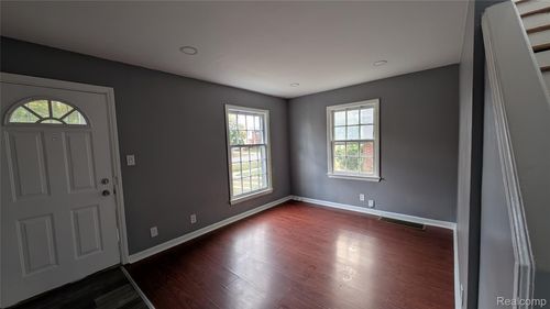 16847 Hubbell St, Detroit, MI, 48235-4032 | Card Image