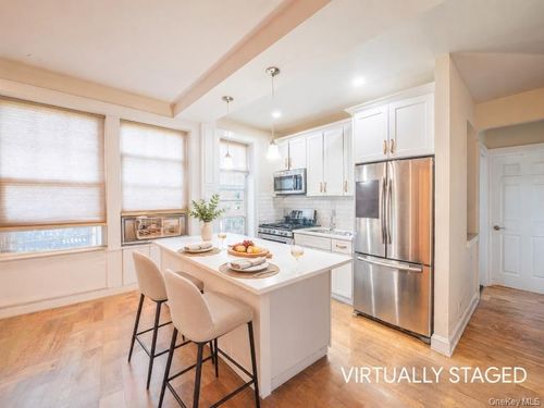 5h-68-37 108th St, Forest Hills, NY, 11375-3383 | Card Image